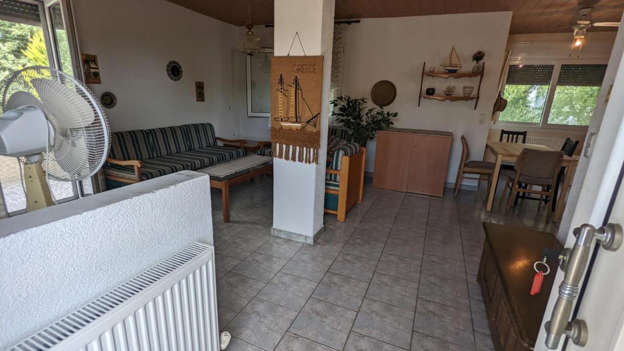 Moustaki Apartment Keramoti  Bagian luar foto