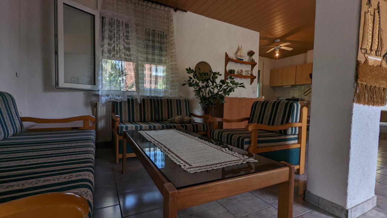 Moustaki Apartment Keramoti  Bagian luar foto