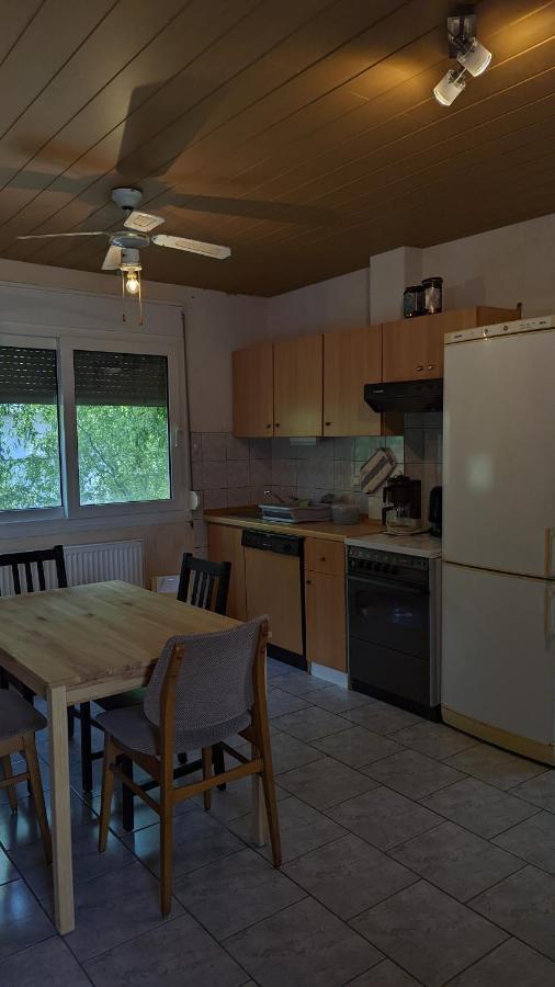 Moustaki Apartment Keramoti  Bagian luar foto
