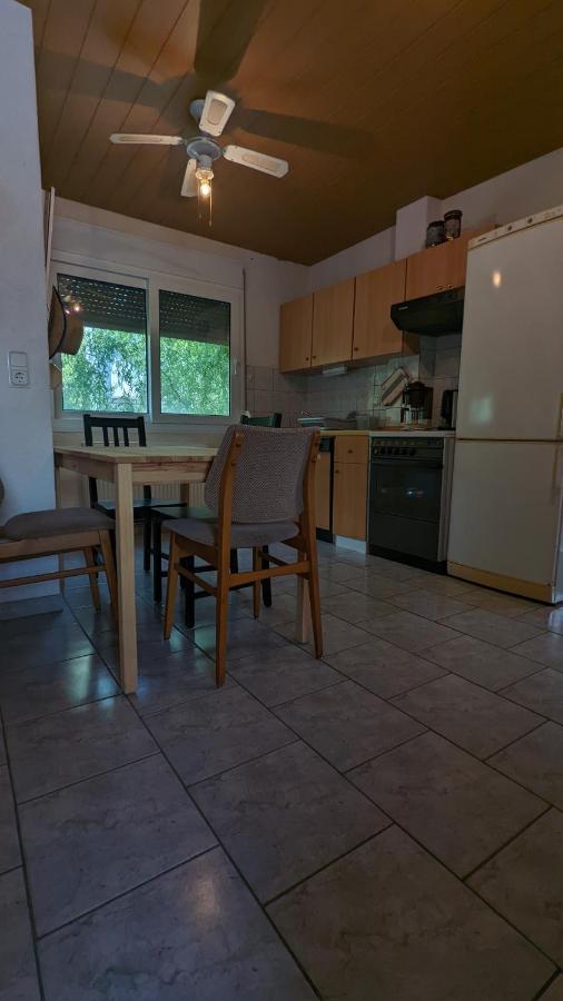 Moustaki Apartment Keramoti  Bagian luar foto